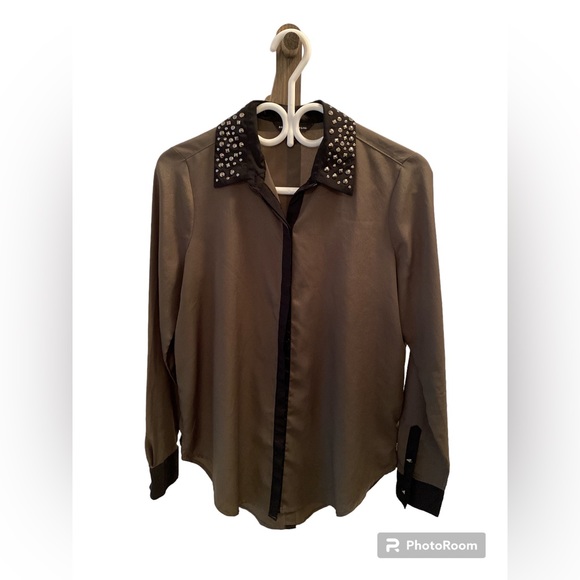 Rock & Republic - Picture 1 of 5